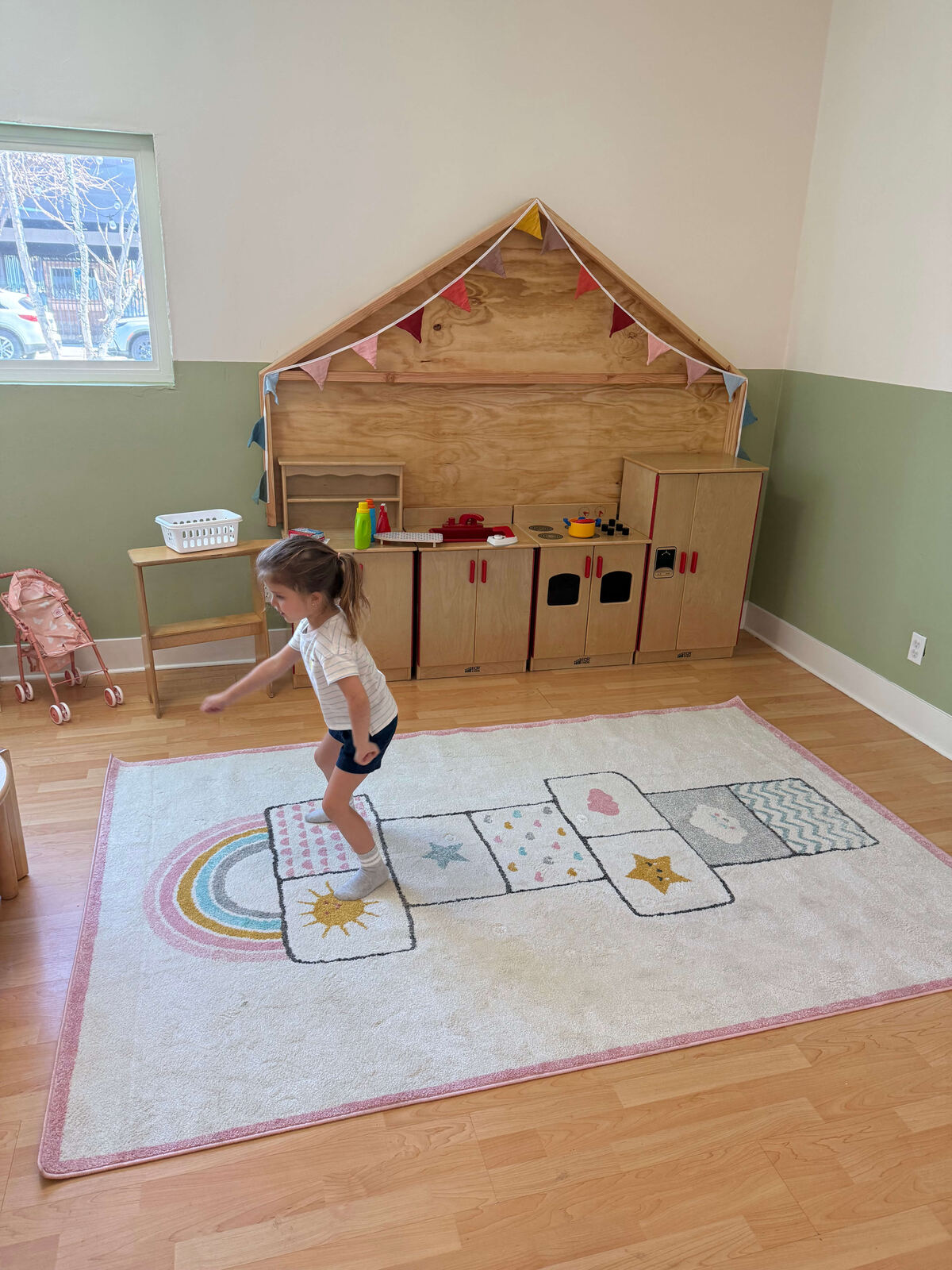 Happy Nook Early Education Center